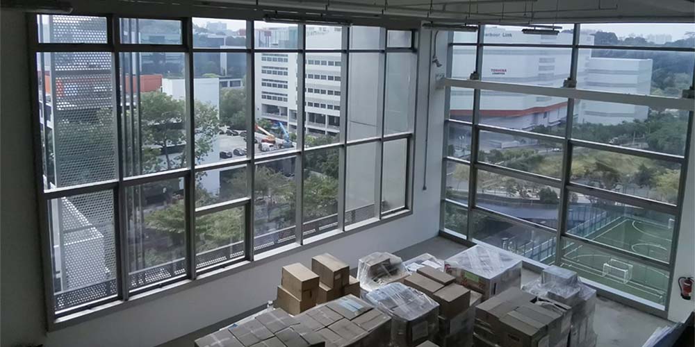 Heat Control Window Film for Warehouse Windows