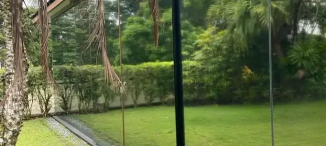 LLumar RN07 One Way Mirror Window Tint Film LLumar RN07 One Way Mirror Window Tint Film