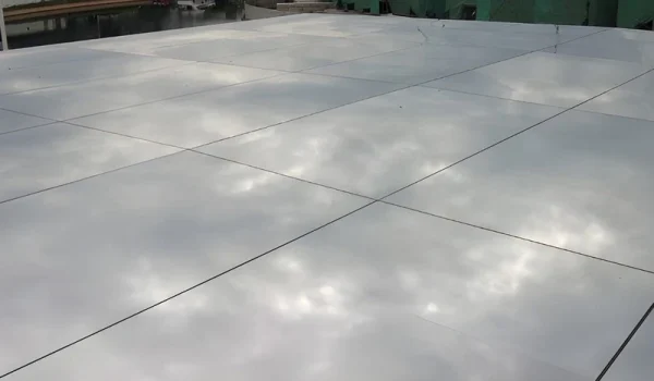 Exterior solar film for heat protection - Exterior window film applied for glass roofing skylight